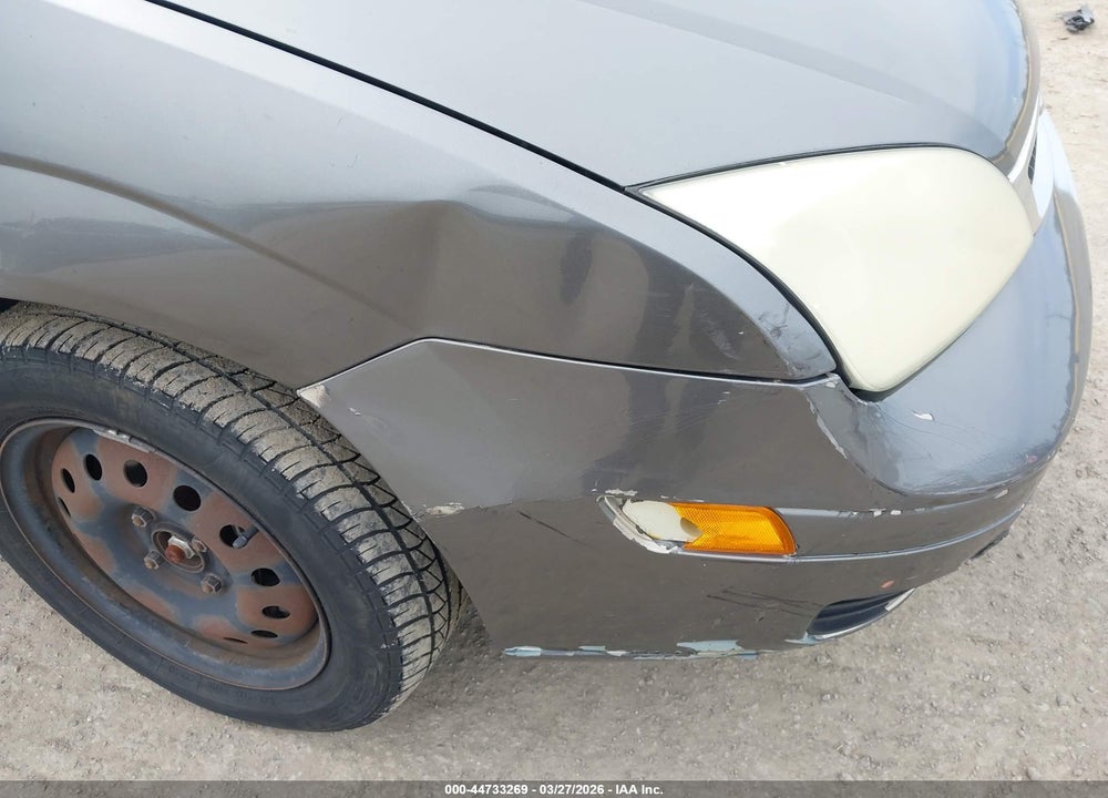 2005 FORD FOCUS ZX4 VIN: 1FAFP34N85W302658