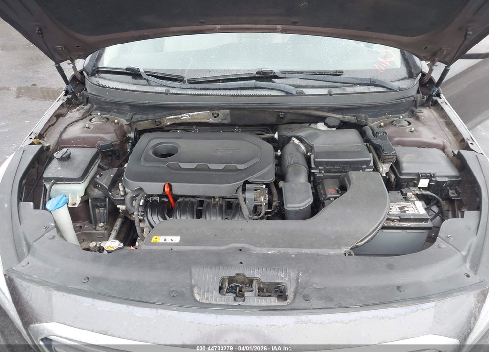 2015 HYUNDAI SONATA SE VIN: 5NPE24AF7FH146871