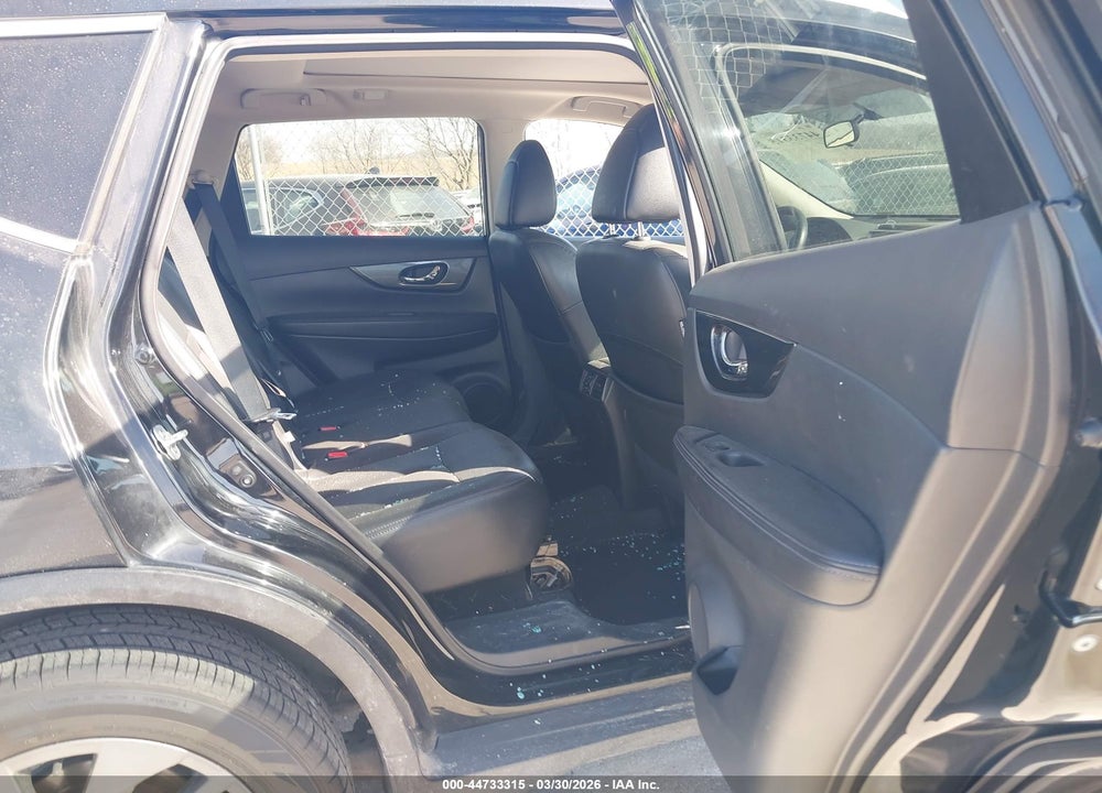 2016 NISSAN ROGUE SL VIN: 5N1AT2MV8GC800918