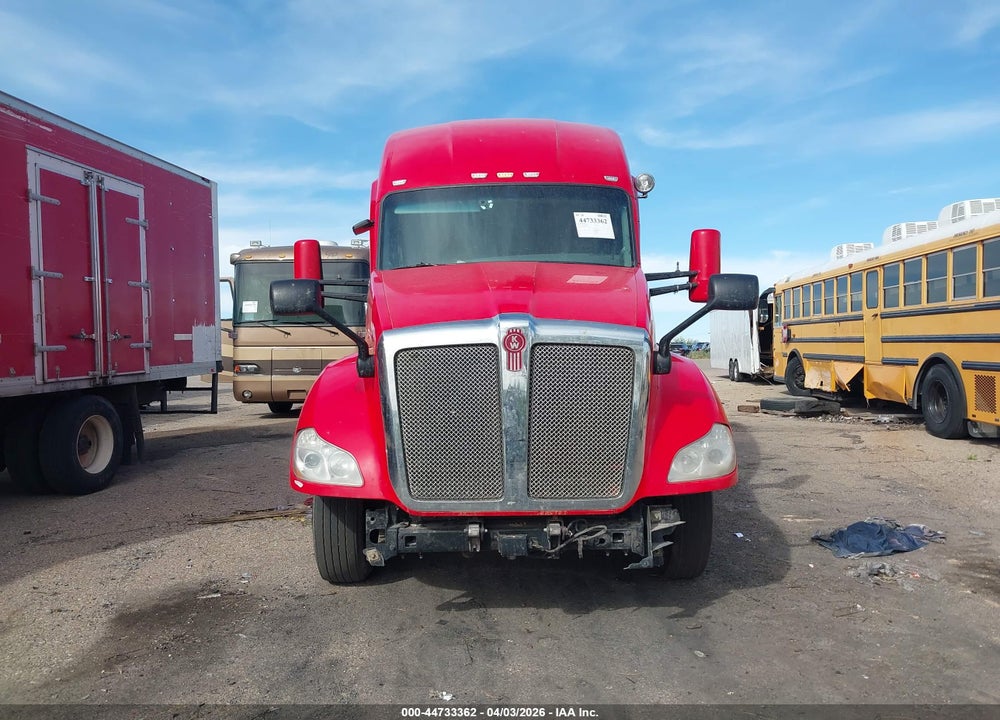 2019 KENWORTH T680 VIN: 1XKYD49X6KJ237138