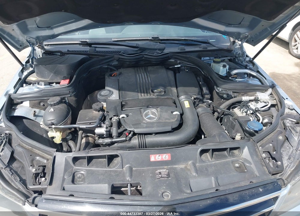 2014 MERCEDES-BENZ C 250 SPORT VIN: WDDGF4HBXEA959181