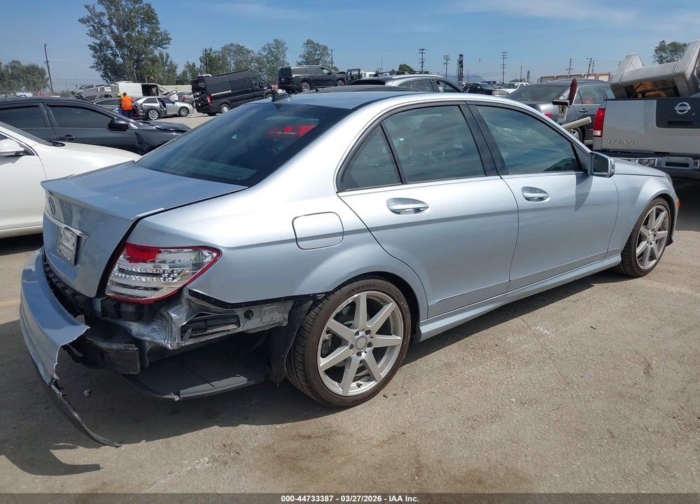2014 MERCEDES-BENZ C 250 SPORT VIN: WDDGF4HBXEA959181