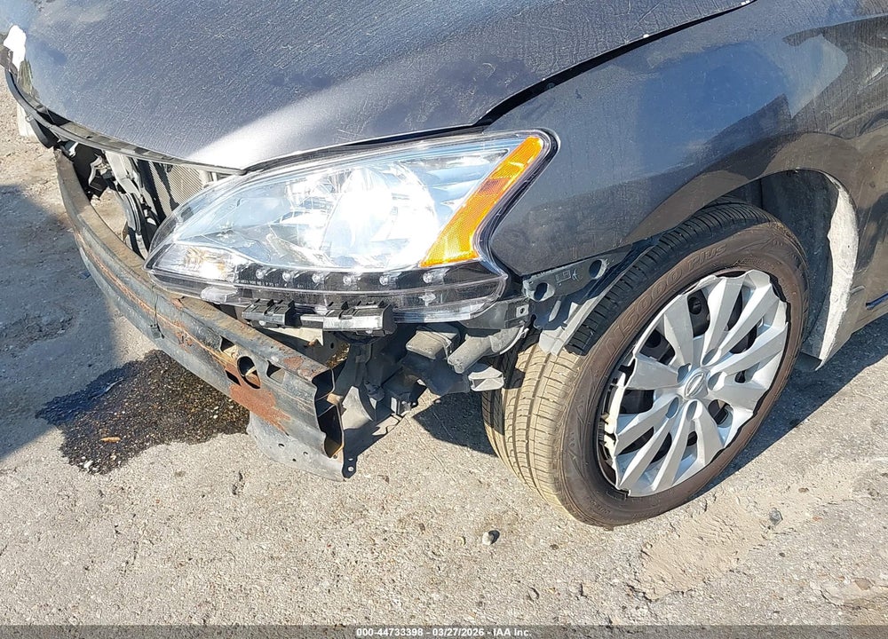 2015 NISSAN SENTRA SV VIN: 3N1AB7AP8FY230065