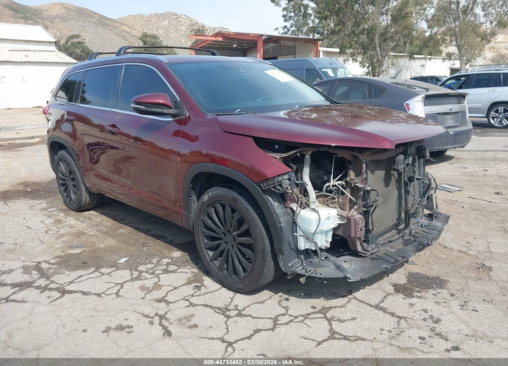 2017 TOYOTA HIGHLANDER XLE VIN: 5TDKZRFH3HS233489