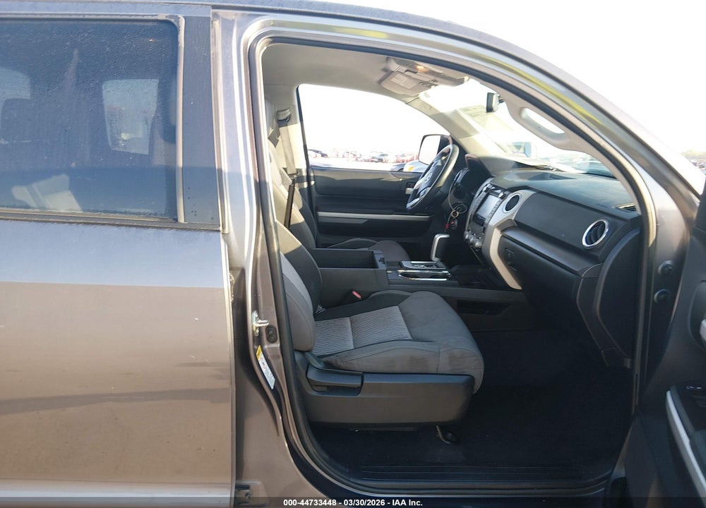 2014 TOYOTA TUNDRA SR5 5.7L V8 VIN: 5TFEY5F10EX172166