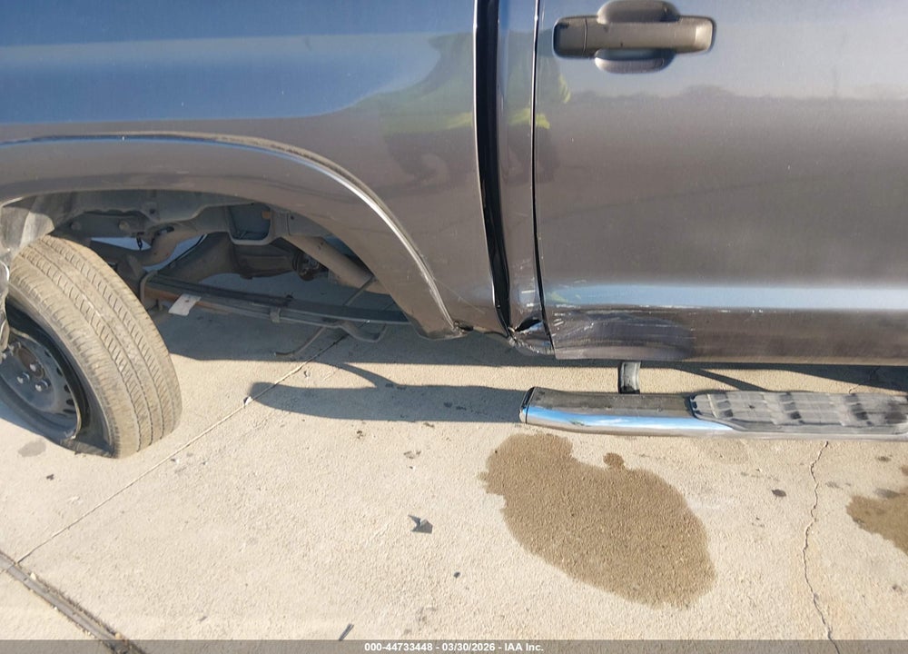 2014 TOYOTA TUNDRA SR5 5.7L V8 VIN: 5TFEY5F10EX172166