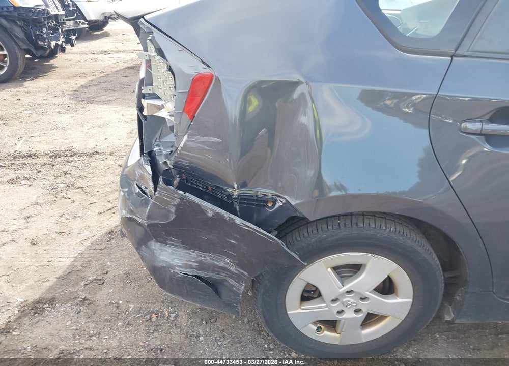 2011 TOYOTA PRIUS TWO VIN: JTDKN3DU9B1376136