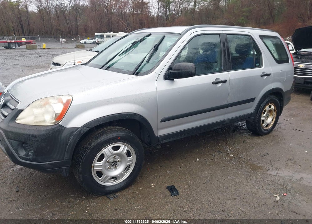 2005 HONDA CR-V LX VIN: SHSRD78515U325763