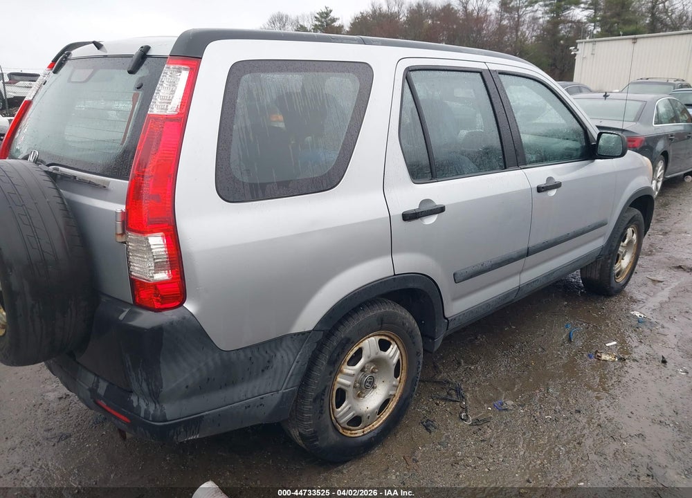 2005 HONDA CR-V LX VIN: SHSRD78515U325763