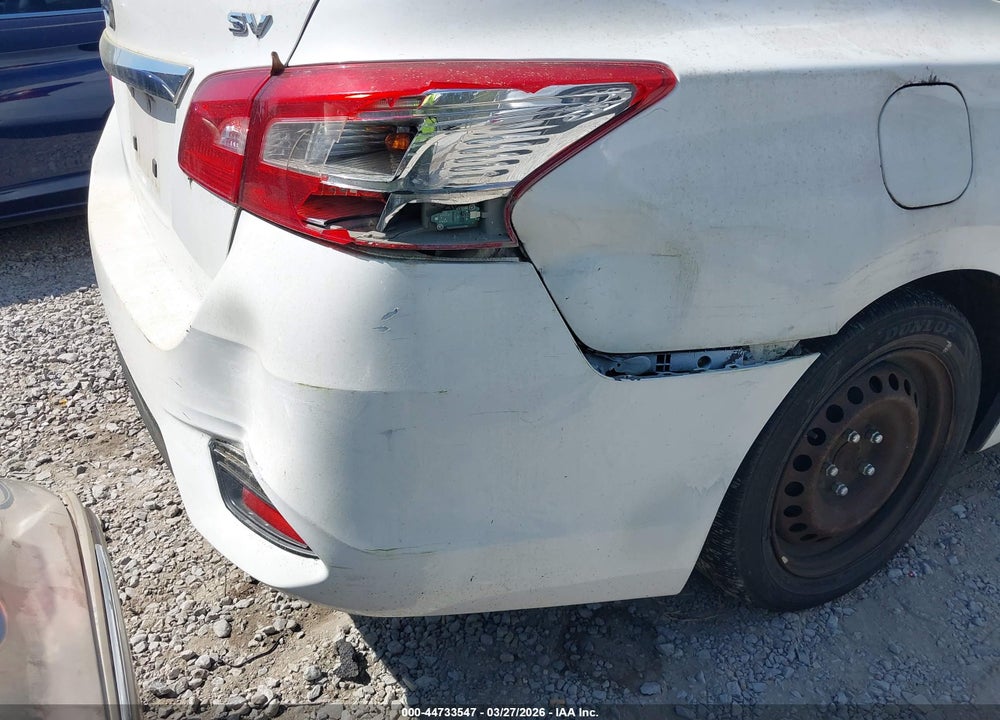 2017 NISSAN SENTRA SV VIN: 3N1AB7AP7HY359823