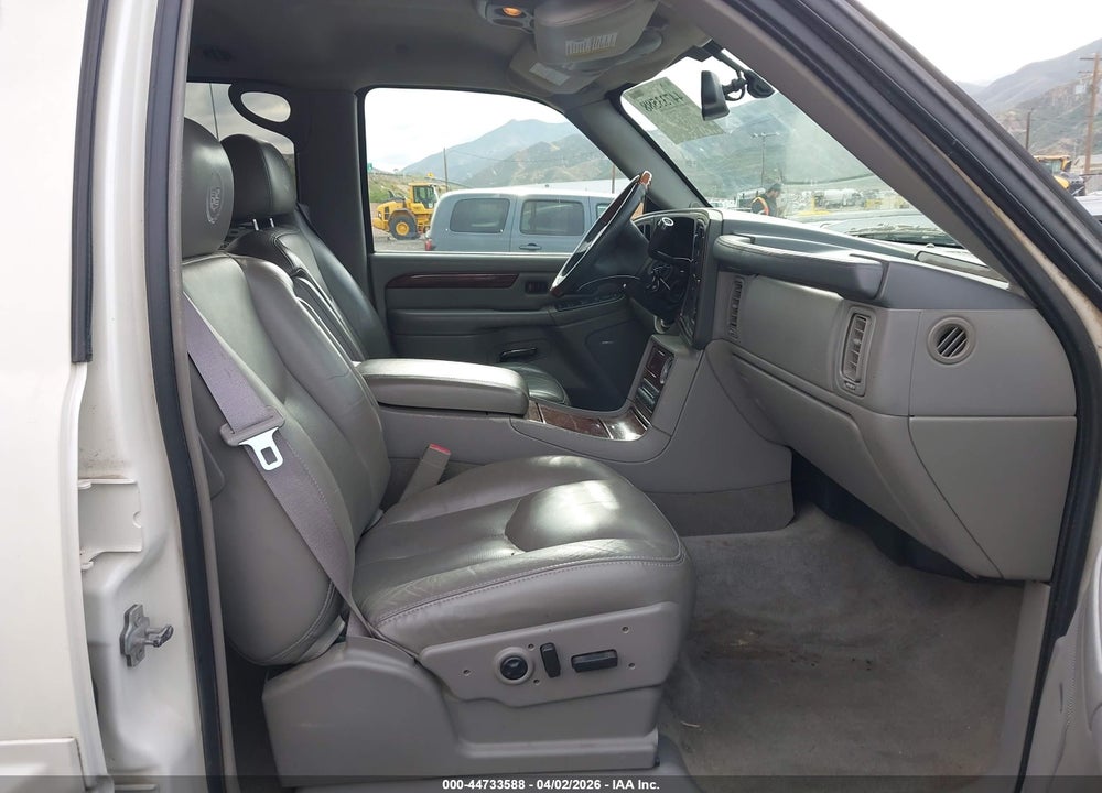 2005 CADILLAC ESCALADE ESV STANDARD VIN: 3GYFK66N95G229168
