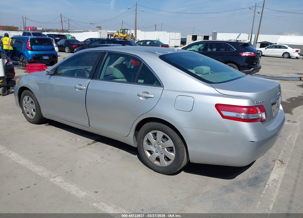 2011 TOYOTA CAMRY LE VIN: 4T1BF3EK0BU746393