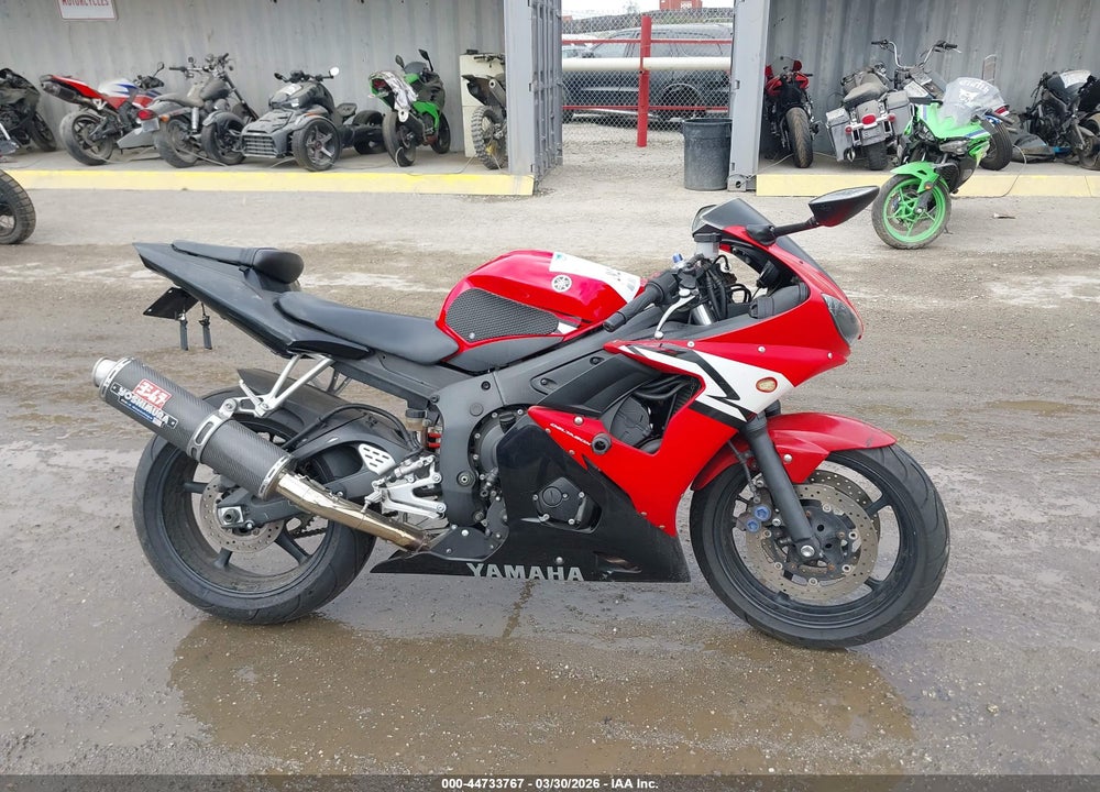 2004 YAMAHA YZFR6 L VIN: JYARJ06Y24A002300