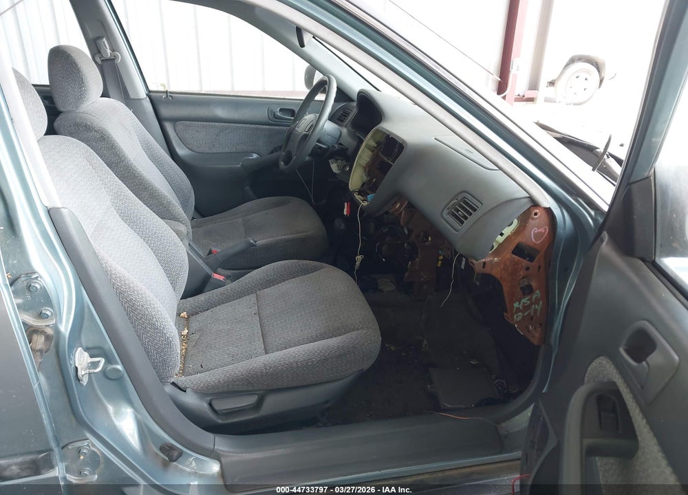 1999 HONDA CIVIC LX VIN: 2HGEJ6672XH524641