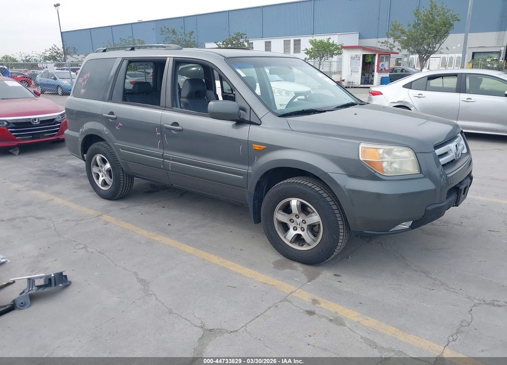 2007 HONDA PILOT EX-L VIN: 5FNYF28537B037259