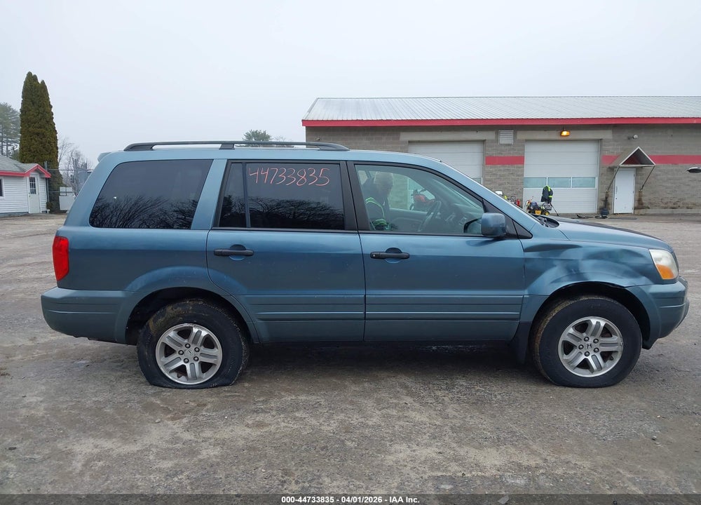 2005 HONDA PILOT EX VIN: 2HKYF18475H533875