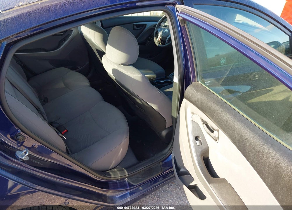 2014 HYUNDAI ELANTRA SE VIN: 5NPDH4AE0EH486542