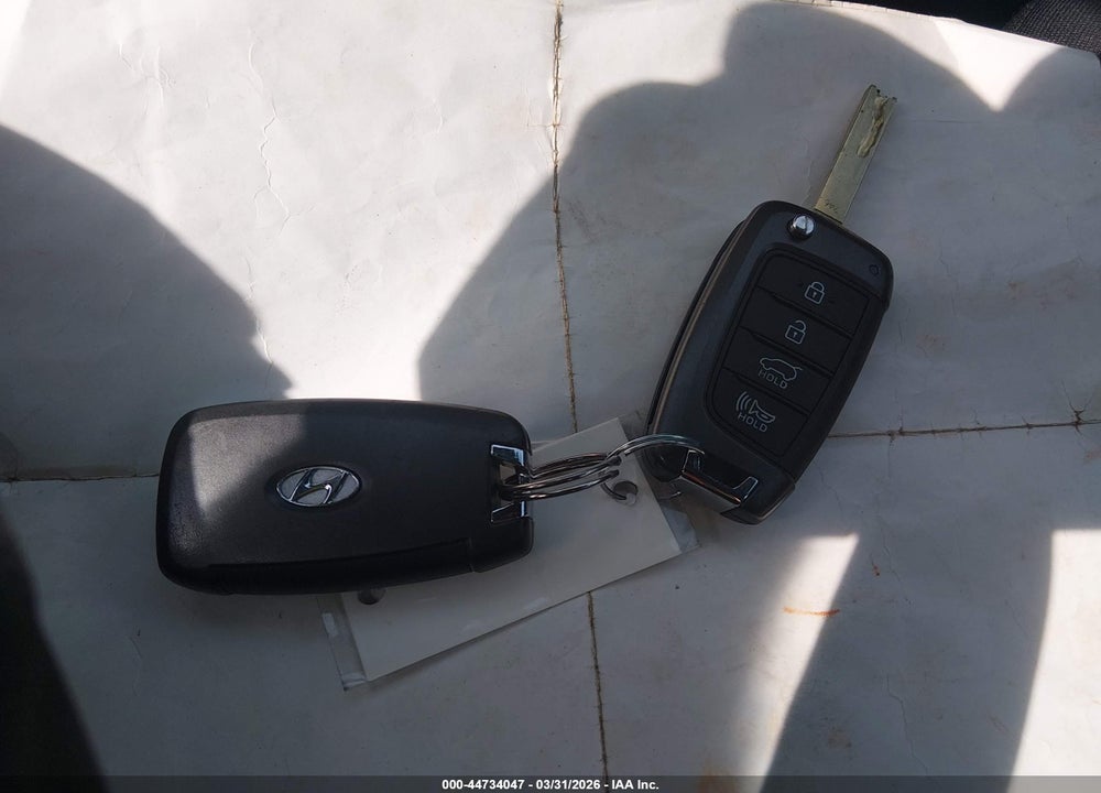 2018 HYUNDAI KONA SE VIN: KM8K1CAA2JU179064