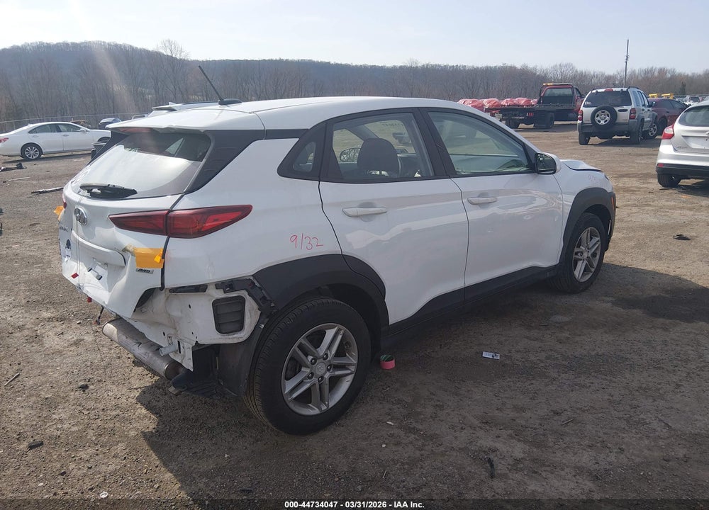 2018 HYUNDAI KONA SE VIN: KM8K1CAA2JU179064