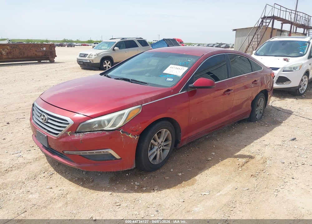 2015 HYUNDAI SONATA SE VIN: 5NPE24AF8FH042521