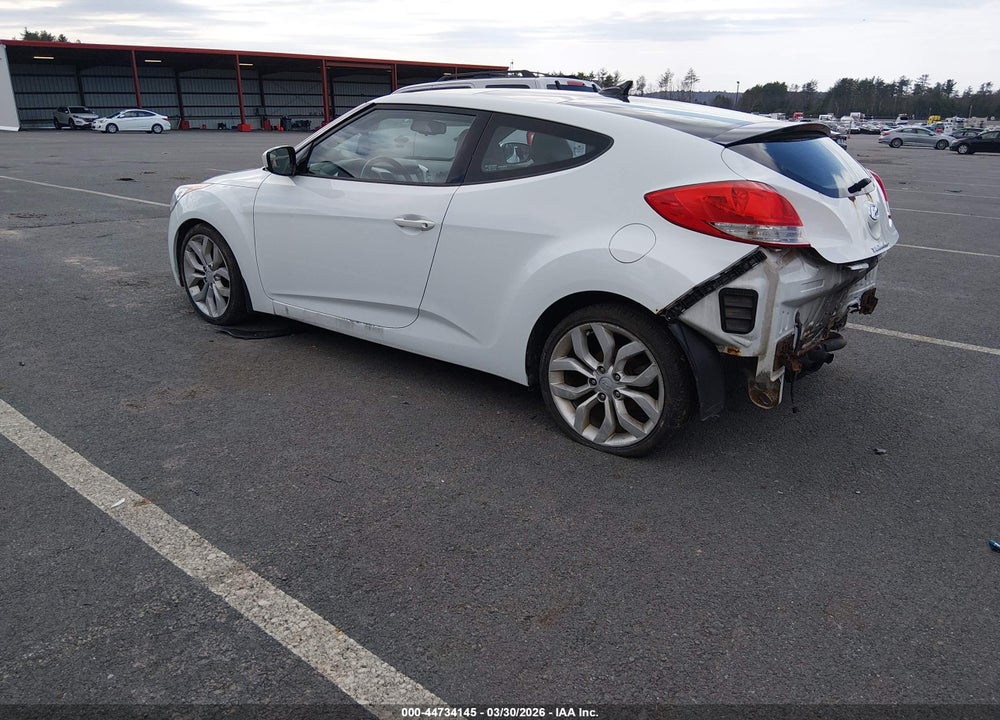 2013 HYUNDAI VELOSTER BASE W/GRAY VIN: KMHTC6AD6DU116483