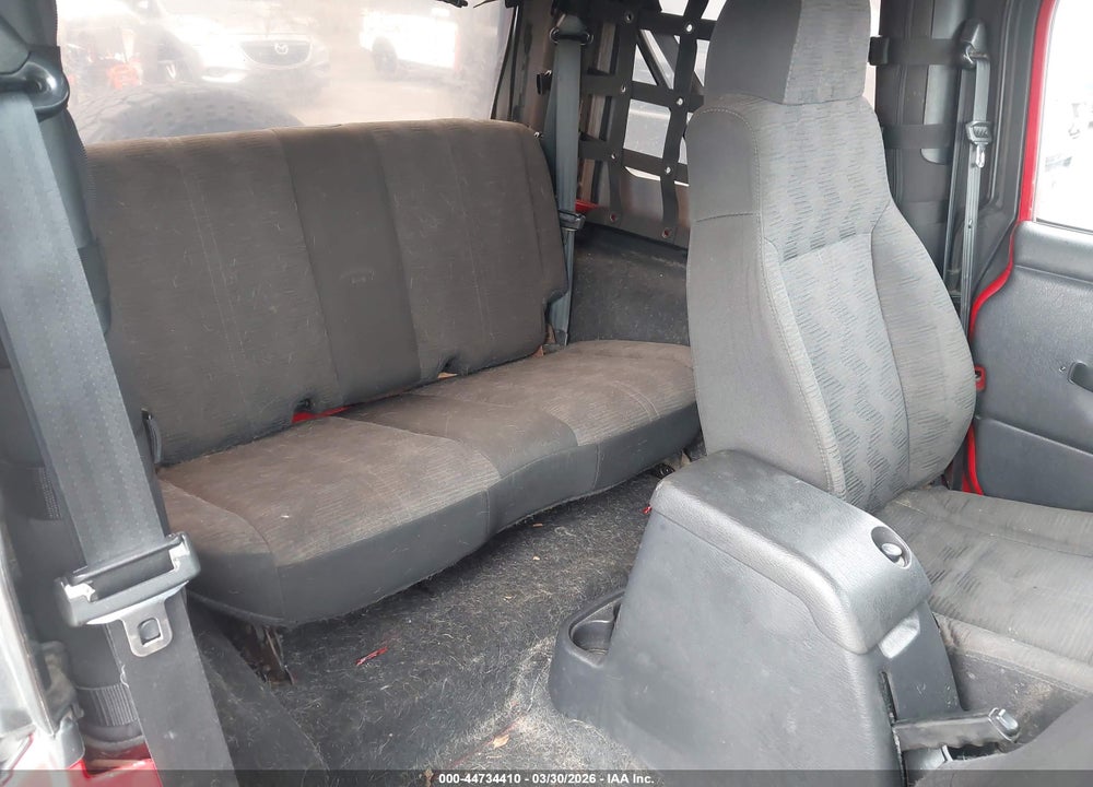 2004 JEEP WRANGLER X VIN: 1J4FA39S24P747510