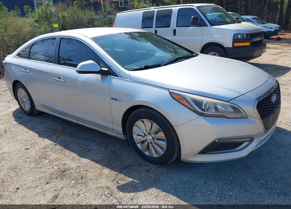 2017 HYUNDAI SONATA HYBRID SE VIN: KMHE24L15HA044234
