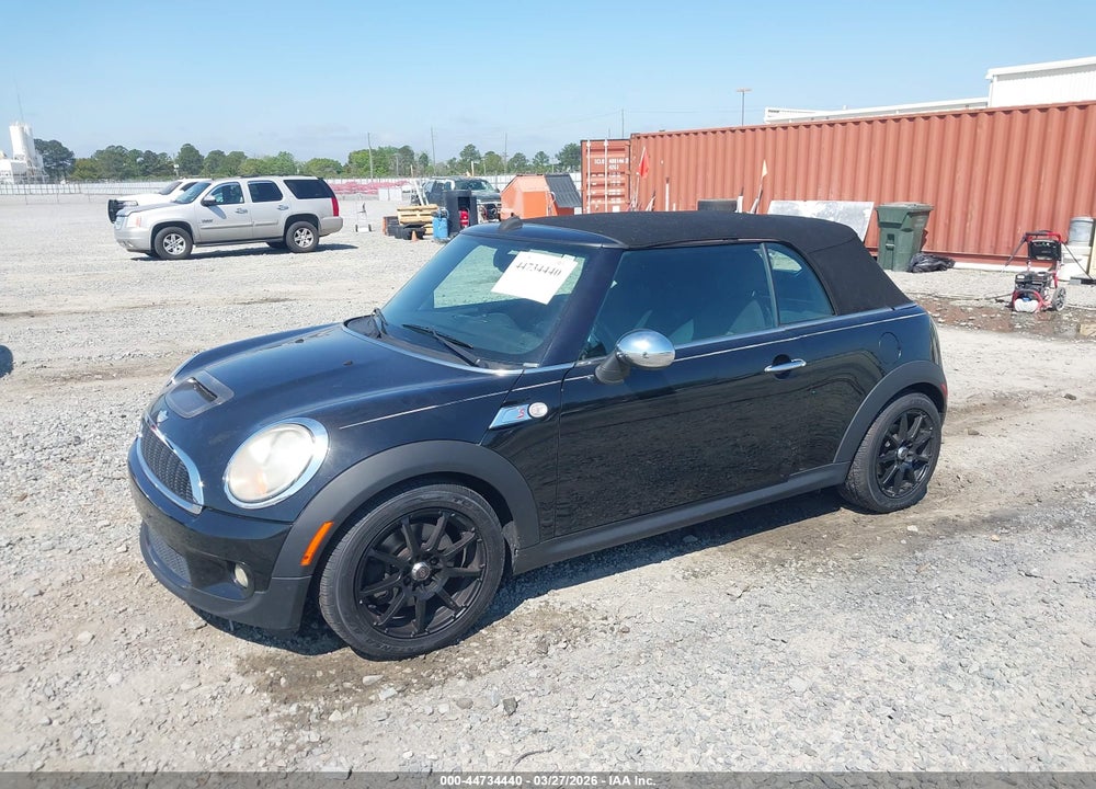 2010 MINI COOPER S VIN: WMWMS3C53ATY08277