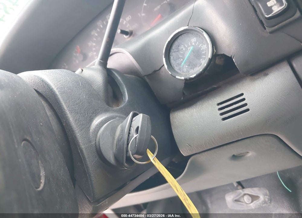 2005 FORD F-650 XL/XLT VIN: 3FRNX65F45V118622