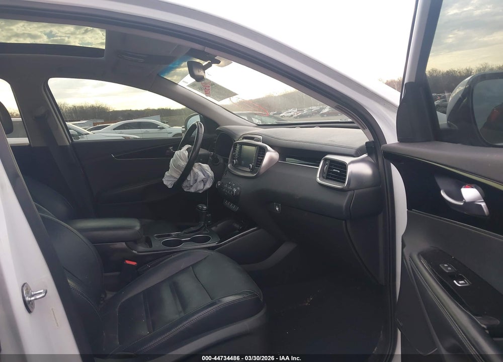 2017 KIA SORENTO 3.3L SX VIN: 5XYPKDA56HG310959