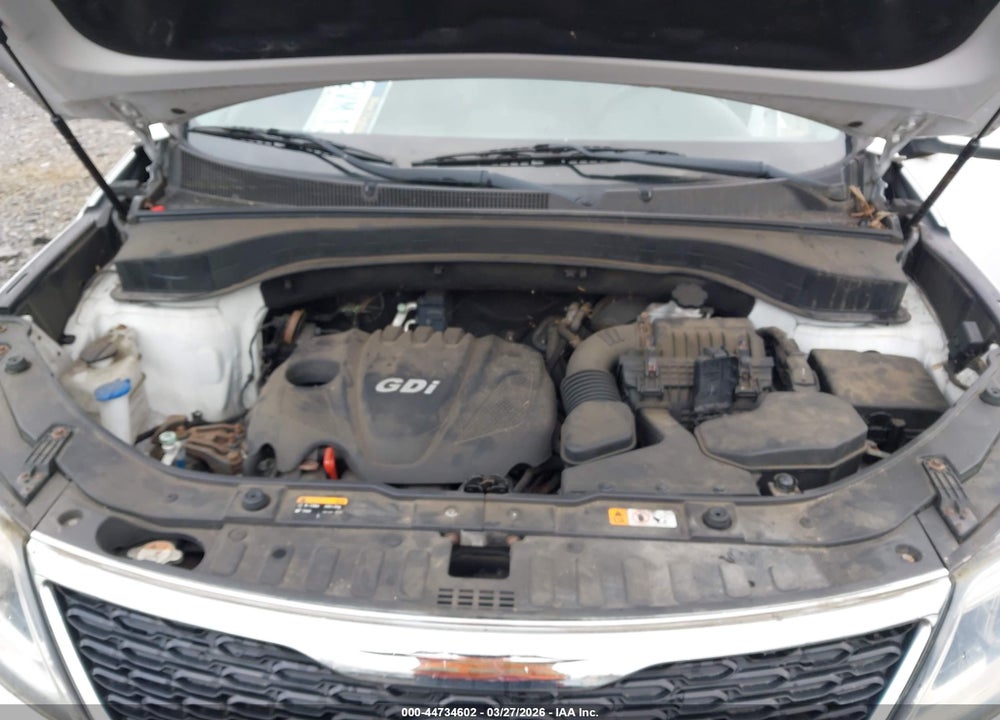 2014 KIA SORENTO LX VIN: 5XYKTCA69EG547242