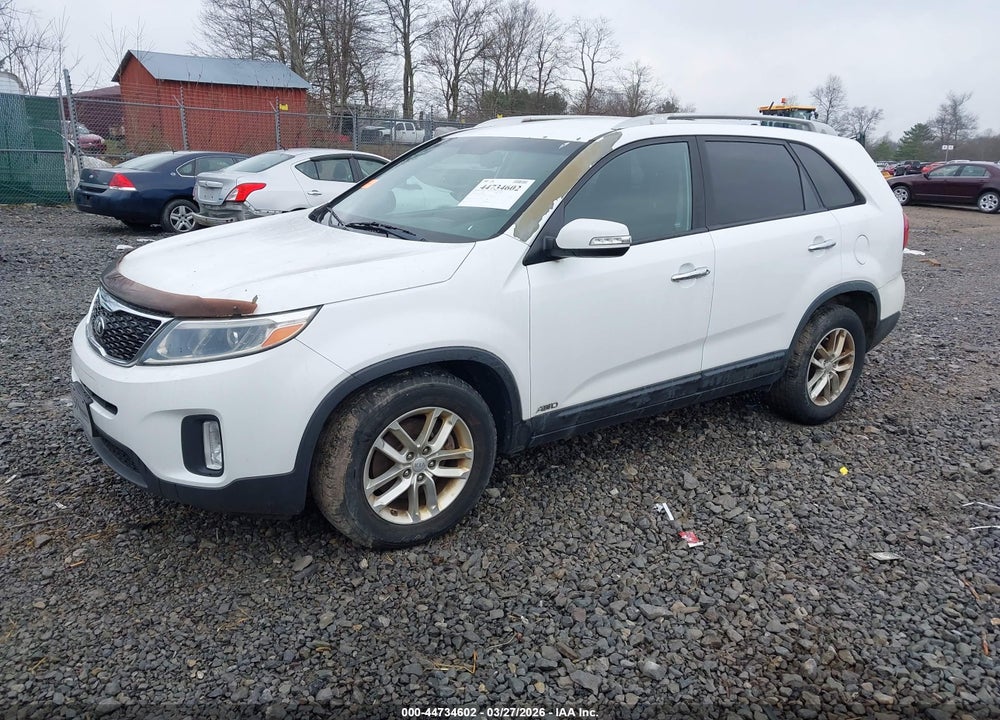2014 KIA SORENTO LX VIN: 5XYKTCA69EG547242