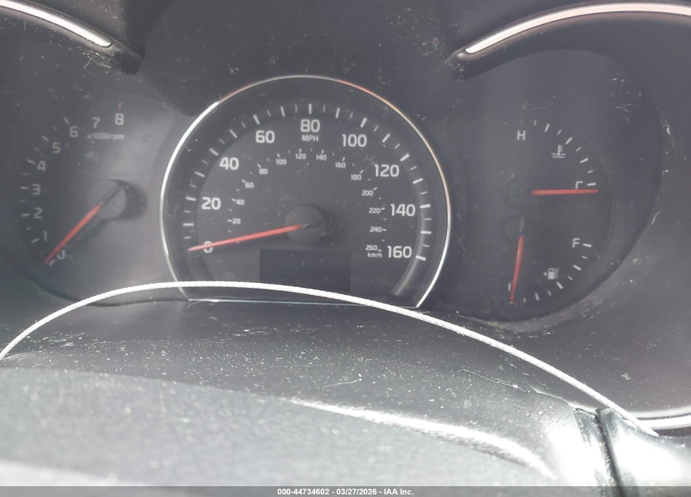 2014 KIA SORENTO LX VIN: 5XYKTCA69EG547242