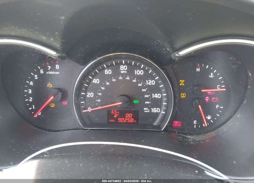 2014 KIA SORENTO LX VIN: 5XYKTCA69EG547242
