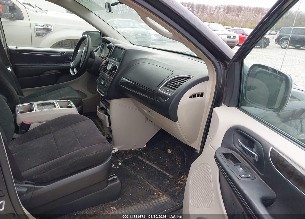 2011 CHRYSLER TOWN & COUNTRY TOURING VIN: 2A4RR5DG2BR771497