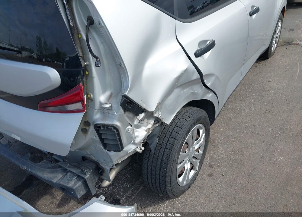 2021 KIA SOUL LX VIN: KNDJ22AU0M7739085