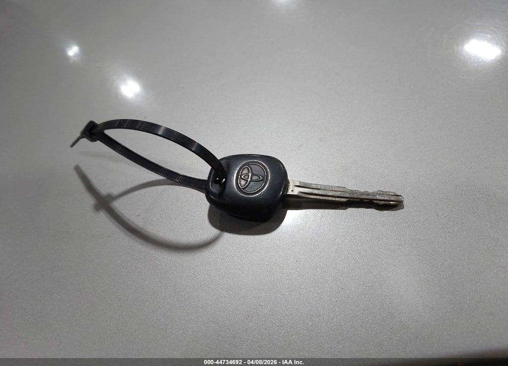 2007 TOYOTA SIENNA XLE VIN: 5TDZK22C17S042804