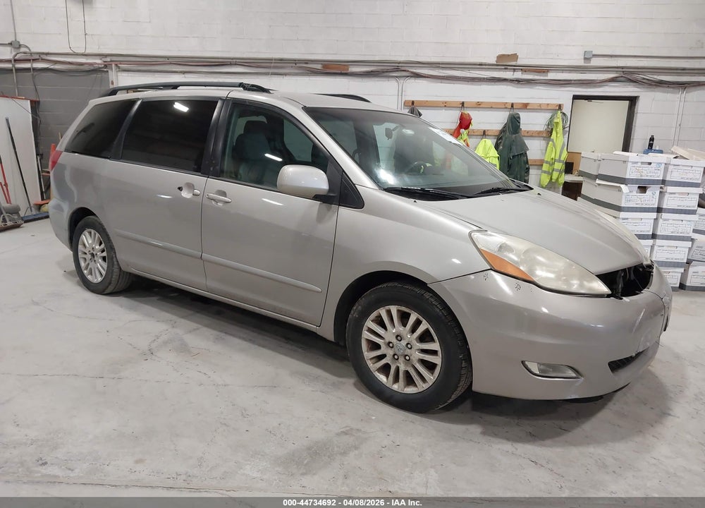 2007 TOYOTA SIENNA XLE VIN: 5TDZK22C17S042804