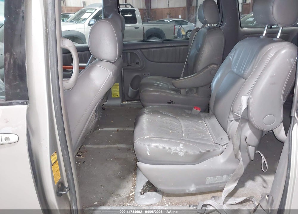 2007 TOYOTA SIENNA XLE VIN: 5TDZK22C17S042804