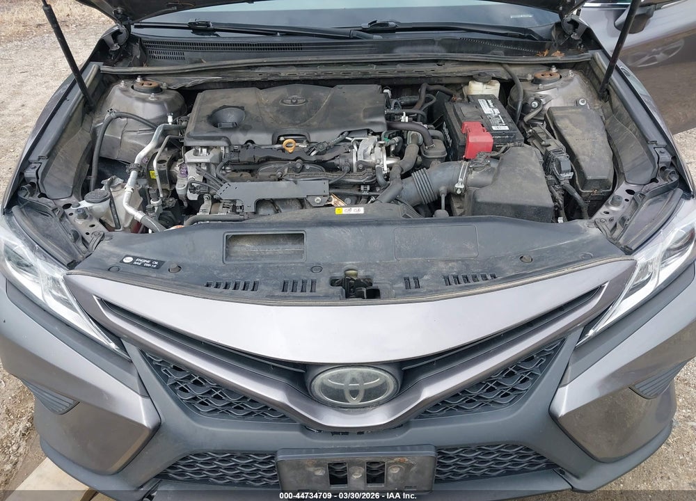 2018 TOYOTA CAMRY SE VIN: 4T1B11HK7JU548181