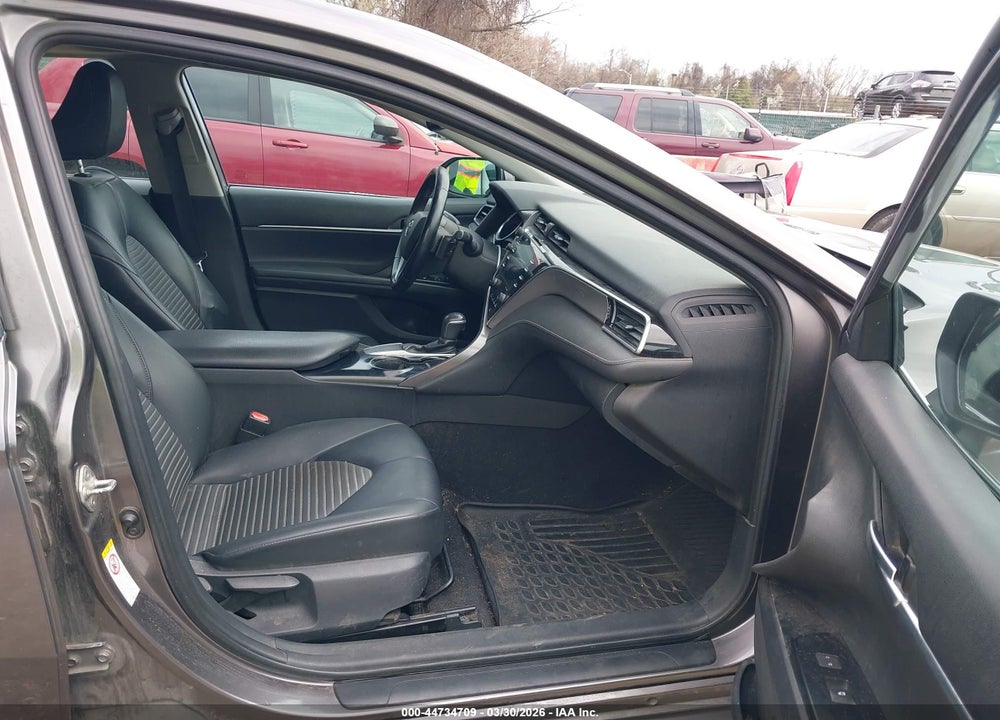 2018 TOYOTA CAMRY SE VIN: 4T1B11HK7JU548181