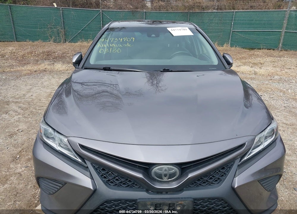 2018 TOYOTA CAMRY SE VIN: 4T1B11HK7JU548181