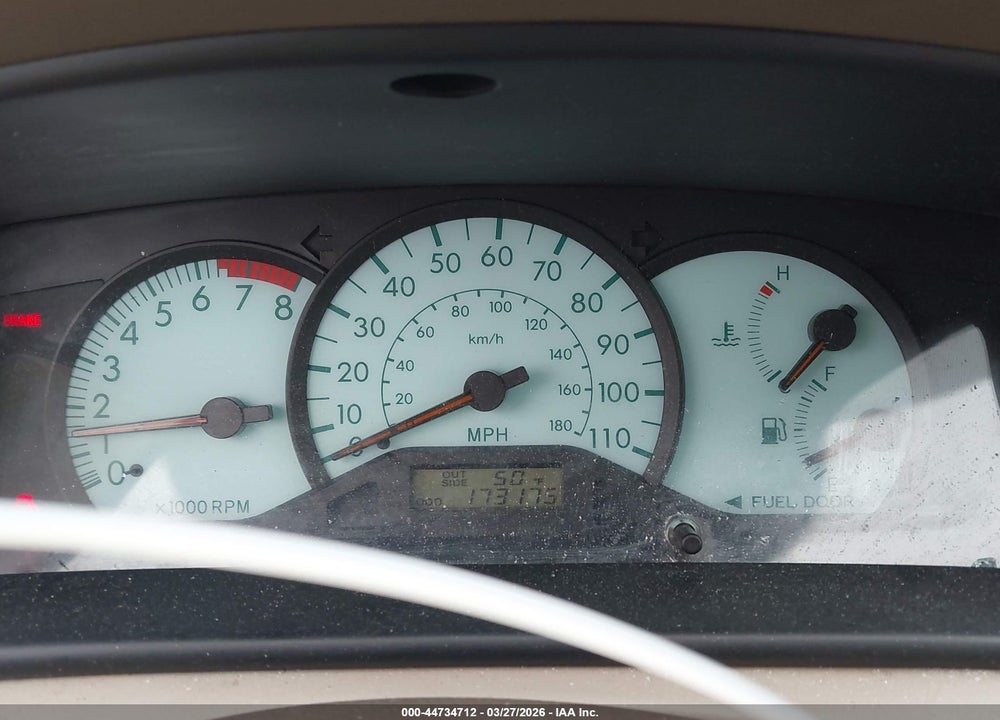 2003 TOYOTA COROLLA LE VIN: 2T1BR32E73C084370