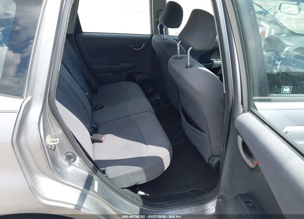 2009 HONDA FIT VIN: JHMGE87269S049760