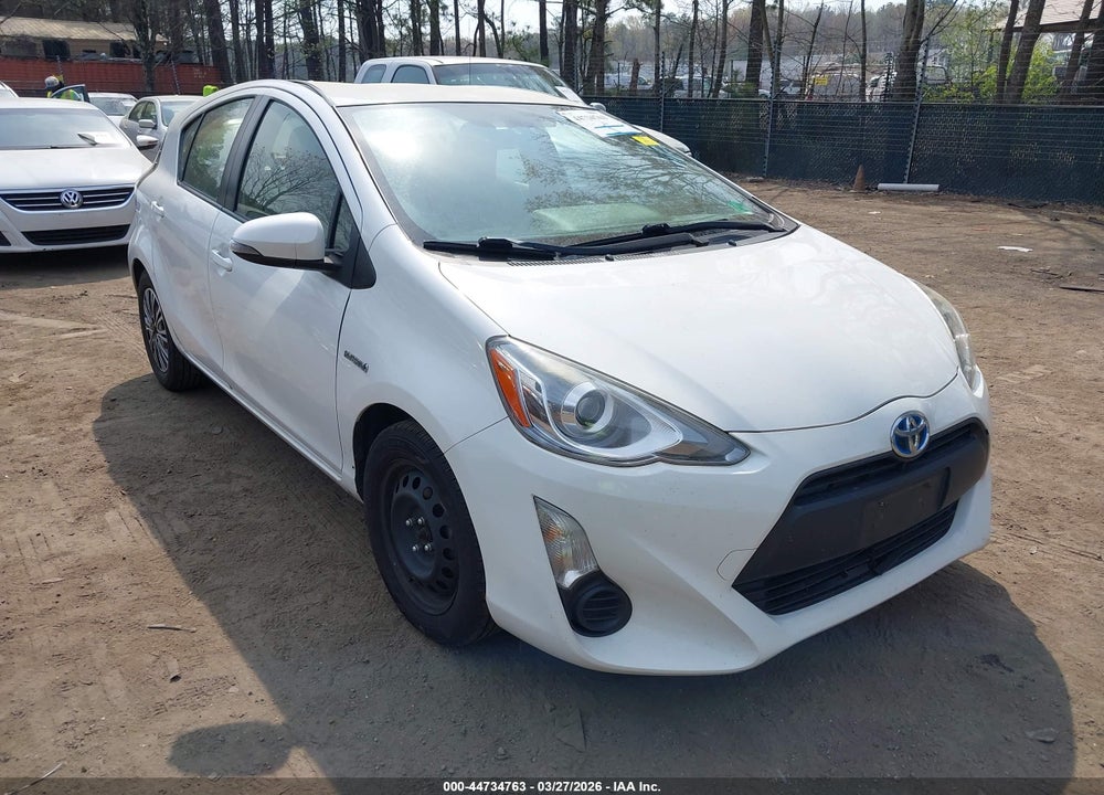 2015 TOYOTA PRIUS C ONE VIN: JTDKDTB33F1576724