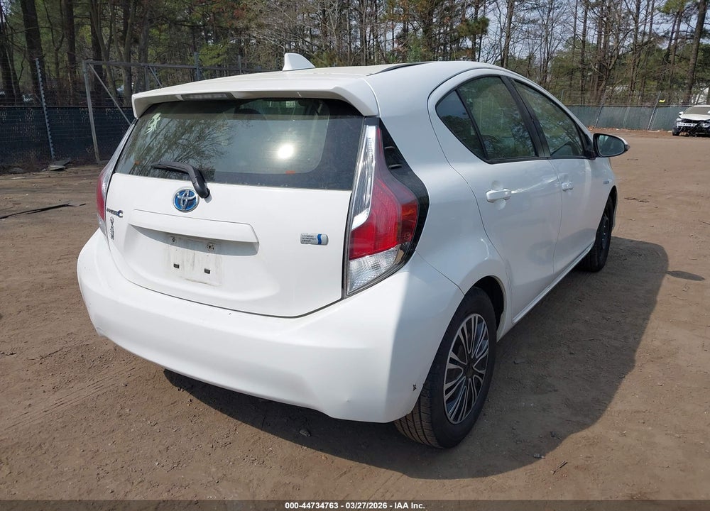 2015 TOYOTA PRIUS C ONE VIN: JTDKDTB33F1576724