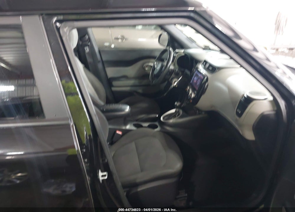 2015 KIA SOUL VIN: KNDJN2A21F7229630
