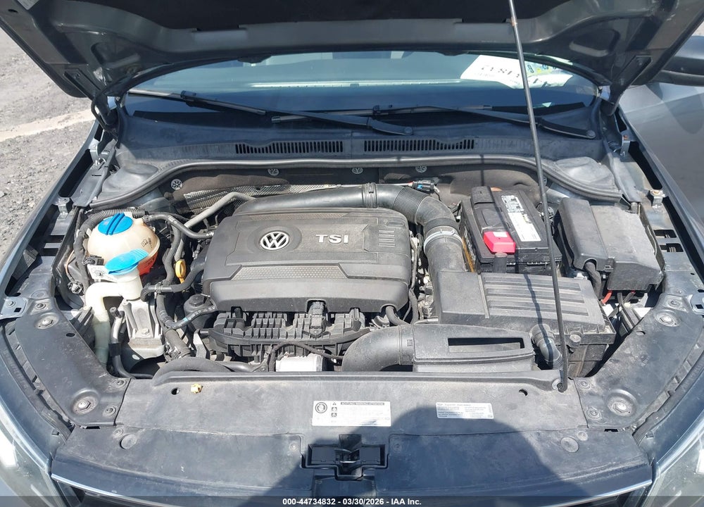 2016 VOLKSWAGEN JETTA 1.8T SPORT VIN: 3VWD17AJ9GM333901