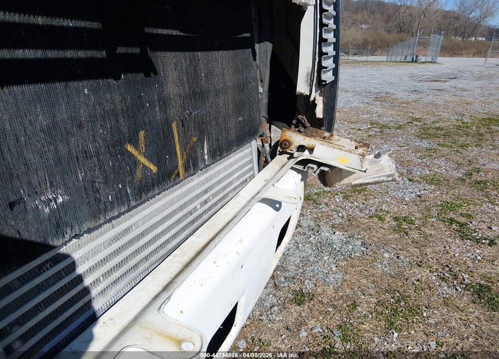 1996 FREIGHTLINER MEDIUM CONVENTIONAL FL70 VIN: 1FV6HFAA3TL880034