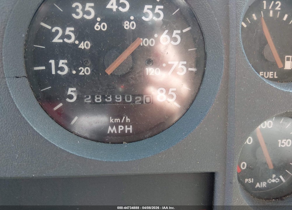 1996 FREIGHTLINER MEDIUM CONVENTIONAL FL70 VIN: 1FV6HFAA3TL880034